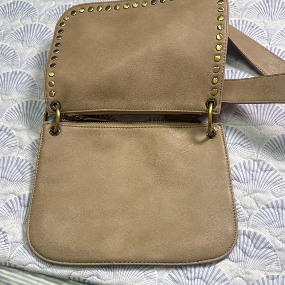 Anthropologie Studded Taupe Faux Leather Crossbody Bag Zip Top Neutral - Picture 4 of 7